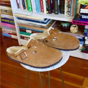 Suede Birkenstock Boston